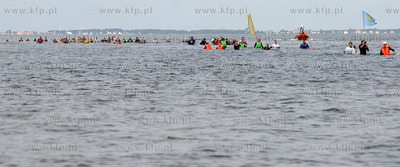 XII edycja Marszu Sledzia przez Zatoke Pucka na trasie...