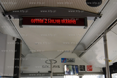 Gdynski ZKM solidaryzujac sie z Ukraina wyswietlal...