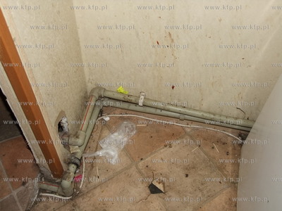 Mieszkanie niepelnosprawnego Pawla przed remontem....