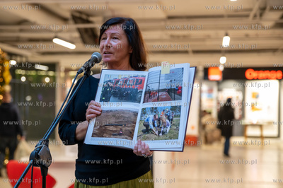 Gdańsk, Centrum Handlowe Manhattan. Spotkanie promocyjne...