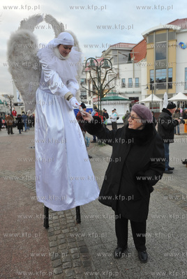 Swiateczne wigilijne spotkanie mieszkancow i wladz...