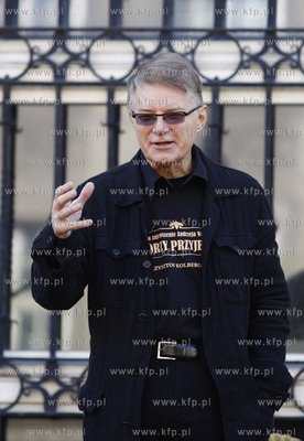 Gdansk. Dlugi Targ. Happening pt Aktorzy Przyjechali...