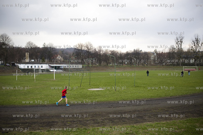 Gdańsk. Stadion Uniwersytetu Gdańskiego.
30.03.2017
fot....