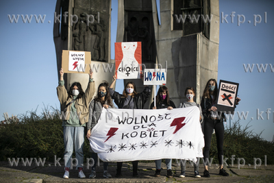 Kolejny dzień manifestacji w Gdańsku przeciwko zaostrzeniu...