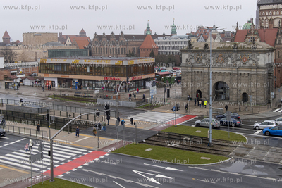 Gdańsk. Otwarcie nowego przejścia naziemnego na wysokości...