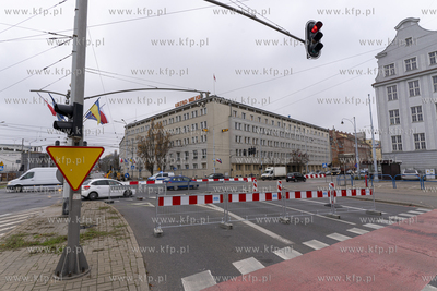 Prace drogowe, gdzie powstaje nowy system odwodnienia...