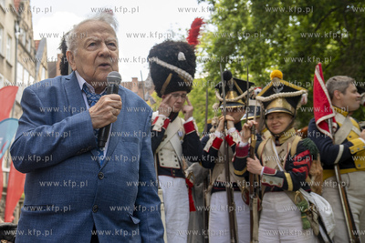 Święto ul. Św. Ducha w Gdańsku. Parada. Nz. prof....