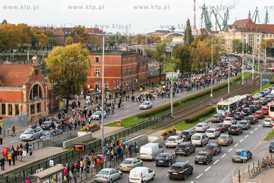 Gdańsk. "To jest Wojna" ! Sprzeciw wobec kontrowersyjnego...