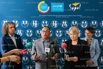Centrum Wsparcia Ukrainy w Sopocie. Wizyta gości UNICEF....