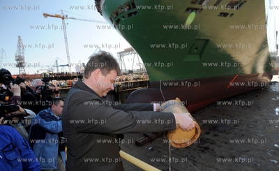 Ostatnie wodowanie w Stoczni Gdynia SA. 196-metrowy...