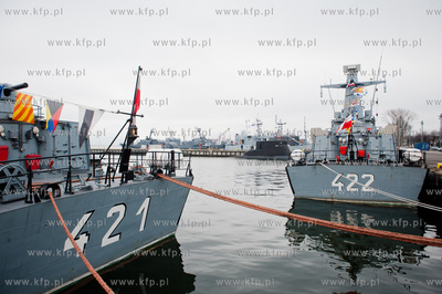 Gdynia Oksywie. Port Wojenny. Wielka gala banderowa...