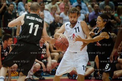 Sopot. Ergo Arena. Mecz pokazowy kosyzkowki Gortat...