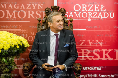 Gdansk. Ratusz Glownomiejski. Uroczystosc wreczenia...