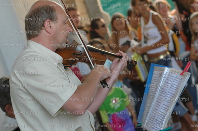Jarmark Dominikanski. W Zielonej Bramie podczas jarmarku...