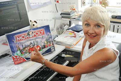 Gdynia znalazla sie na planszy gry MONOPOLY. Nz. Joanna...