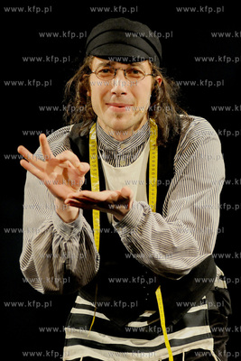 Teatr Muzyczny w Gdyni. III proba generalna spektaklu...