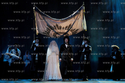 Teatr Muzyczny w Gdyni. III proba generalna spektaklu...