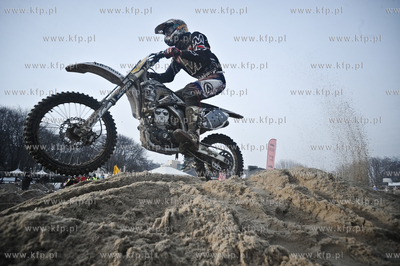 Zawody motocrosowe na plazy miejskiej w Gdyni zorganizowane...