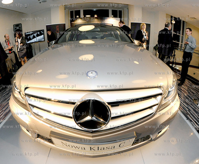 Mercedes - Nowa Klasa C. Stoisko  Autoryzowanego Dealera...