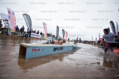 Gdansk Jelitkowo Nz zawody II edycji Polish Skimboarding...
