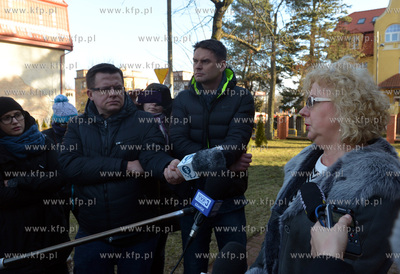 Konferencja prasowa przed prokuratura rejownowa w Wejherowie...