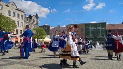 Kaszubski Zespol Piesni i Tanca "Koscierzyna", "Mloda...
