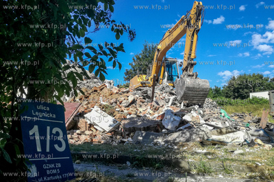 Rozbiórka budynku na ul. Legnickiej w Gdańsku. 04.07.2018...