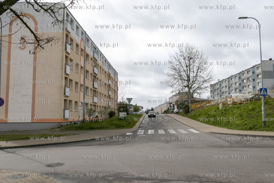 Skrzyżowanie ulic Niepodległości i Obrońców  Pokoju...