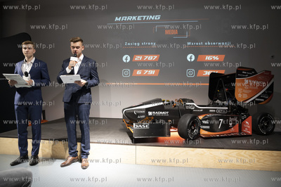 Gdynia, Centrum Nauki Experyment. Prezentacja bolidu...