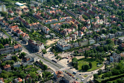 Gdansk Oliwa z lotu ptaka. Petla tramwajowa na rogu...