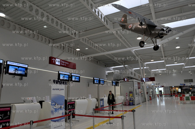 Promocyjny i oficjalnie pierwszy lot na trasie Gdansk...