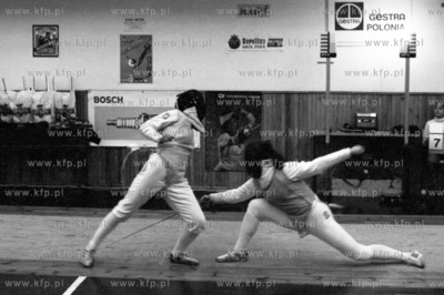 Walka szermiercza floret w Gdansku na hali AWF. 30.01.1994...