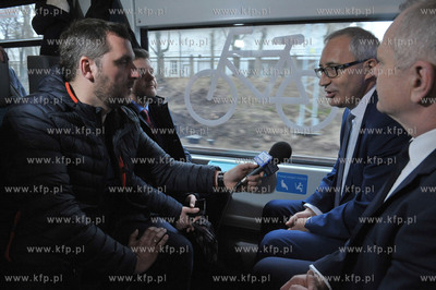 Inauguracyjny, pierwszy przejazd nowym pociagiem PKP...