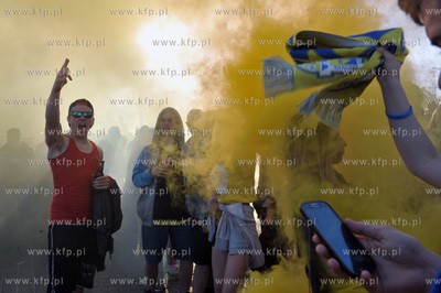 Gdynia swietuje awans Arki do ekstraklasy na skwerze...