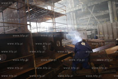 Gdynia. Stocznia Crist buduje statki na terenach bylej...