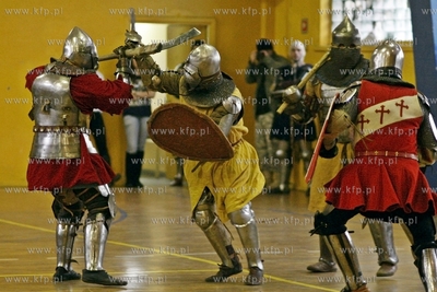 Gdynia. Sala Ymca. Eliminacje do Rycerskich Mistrzostw...
