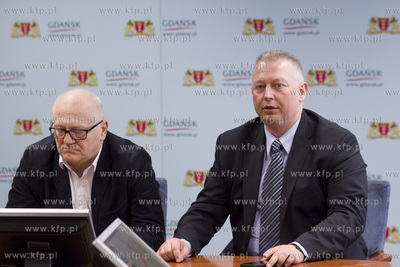 Gdańsk. UM. Konferencja prasowa dotycząca budowy...