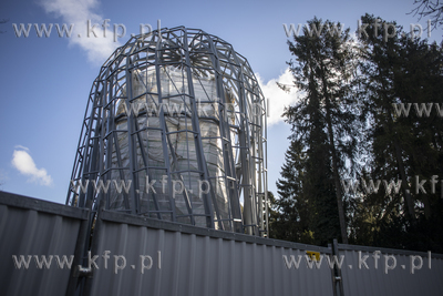 Przeciągająca się budowa palmiarni w Parku Oliwskim....