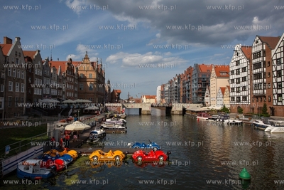 Gdańsk, Wyspa Spichrzów. Zielony Most. 20.08.2019...