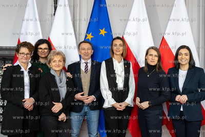 Konferencja powitalna nowej Wojewody Pomorskiej. Nz....