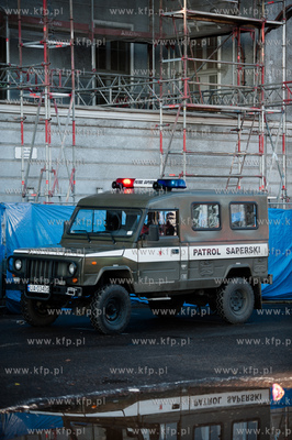 Gdansk. Saperzy wywoza pocisk mozdziezowy znaleziony...