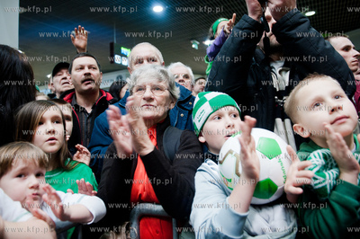 Gdansk. Galeria Przymorze. Prezentacja I druzyny Lechii...