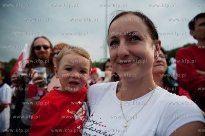Gdansk. Strefa Kibica na Placu Zebran Ludowych gdzie...