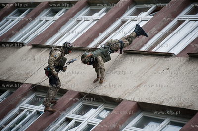 Gdansk. Gimnazjum nr 29 na Suchaninie. Pokazy Gdanskiej...