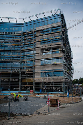 Gdansk. Biurowiec Olivia Business Center. Budowa kolejnego...