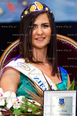 Gminny Dom Kultury w Pierwoszynie. Gala Finalowa Miss...