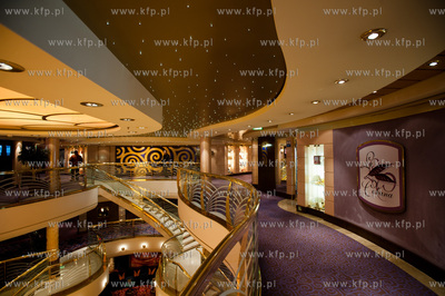 Port w Gdyni. Nabrzeze Francuskie. Wizyta wycieczkowca...