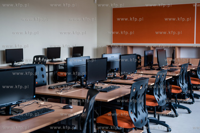 Gdansk. Kokoszki. Dzien otwarty nowo powstalej Pozytywnej...