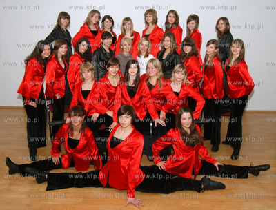 Zespol taneczny SPIN z Rumi prowadzony od 10 lat przez...