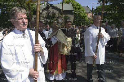 Slupsk
Procesja Bozego Ciala przeszla ulicami Slupska....